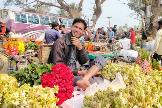 ৩ দিবসকে ঘিরে গদখালীতে ৭০ কোটি টাকার ফুল বিক্রির আশা