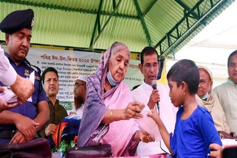 যেসব শিক্ষার্থী পড়ালেখায় ভাল করেছে তাদেরই প্রণোদনা দেয়া হচ্ছে  : বেগম মতিয়া চৌধুরী