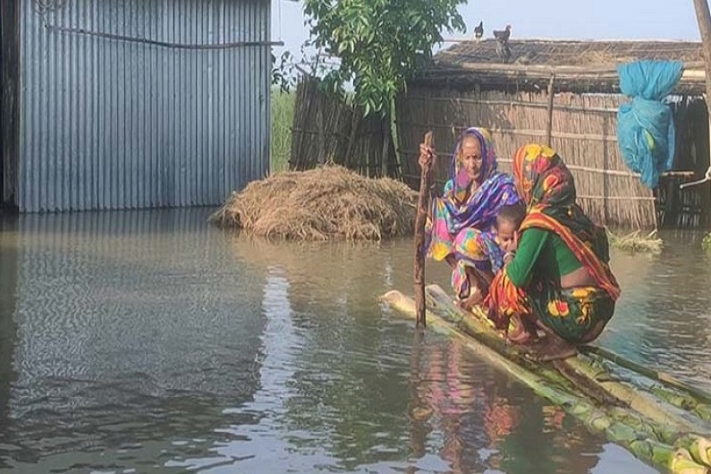 প্রসঙ্গ : বন্যায় পানিবন্দি মানুষ জানমাল রক্ষায় ও পুনর্বাসন