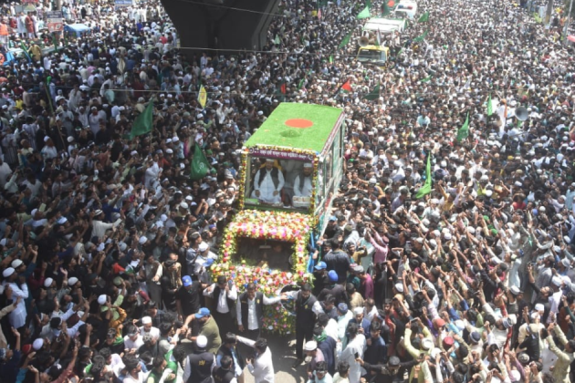 চট্টগ্রামে ঈদে মিলাদুন্নবী’র জনস্রোত