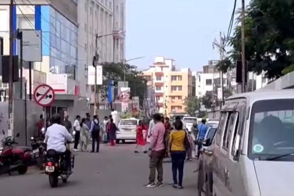 বাংলাদেশিদের চিকিৎসা দেবে না কলকাতার জেএন রায় হাসপাতাল