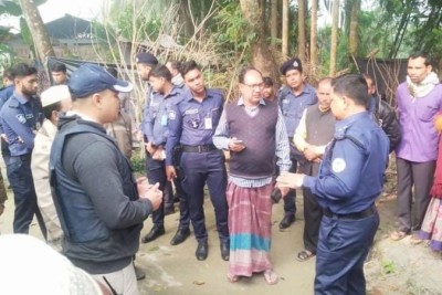 সাবেক ইউপি সদস্যের বাড়িতে মা-পুত্রবধূর মরদেহ ছেলে পুলিশ হেফাজতে