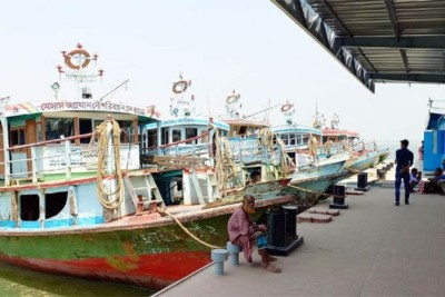 ১৫ ঘণ্টা পর দৌলতদিয়া-পাটুরিয়া নৌরুটে লঞ্চ চলাচল শুরু