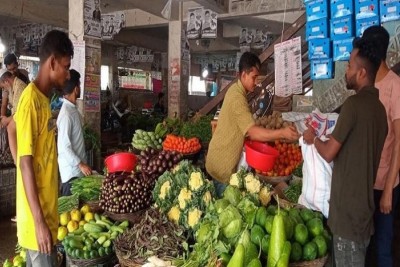 সুনামগঞ্জে কমছে সবজির দাম