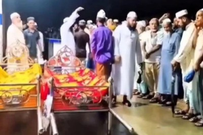 ছেলের আত্মহত্যা মরদেহ দেখে বাবার মৃত্যু