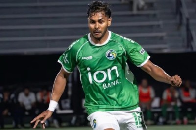 শমিতের জোড়া অ্যাসিস্টে পেলের ক্লাবের বড় জয়