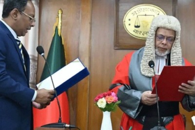 শপথ নিলেন পিএসসির নতুন চেয়ারম্যান