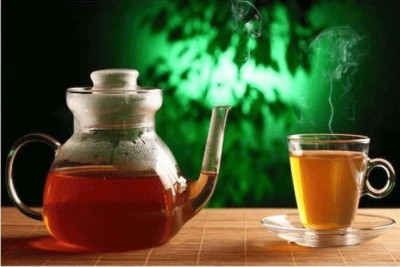 গ্রিন টি না কি লাল চা : কোনটিতে উপকার বেশি