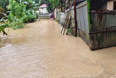 কয়েক ঘণ্টার বৃষ্টিতে খাগড়াছড়ির বিভিন্ন এলাকা নিমজ্জিত