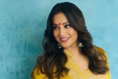 ৬ বছর পর অভিনয়ে ফিরছেন বিপাশা বসু
